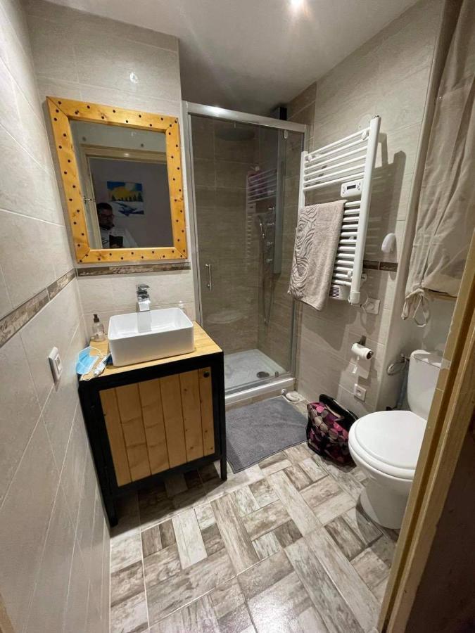 Les Fontanilles Odeillo Chalet 60 Wifi & Parking Gratuit Expose Plein Sud & Plein Pied , Draps & Serviettes De Toilettes Non Inclus, Sabanas Y Toallas No Incluidos Eksteriør bilde